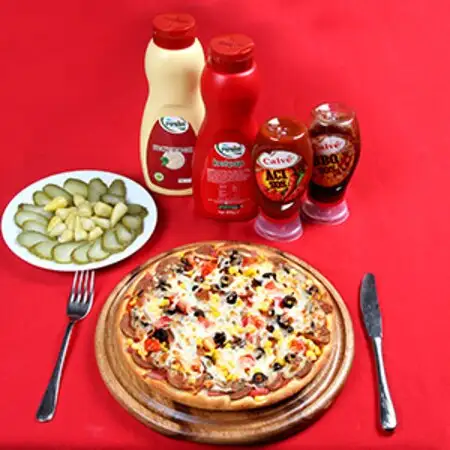 Kırmızı Pizza'nin yemek ve ambiyans fotoğrafları 14