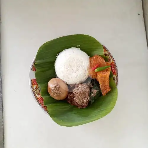 Gambar Makanan Gudeg Mbak Wiek, Jalan Adisucipto 12 2