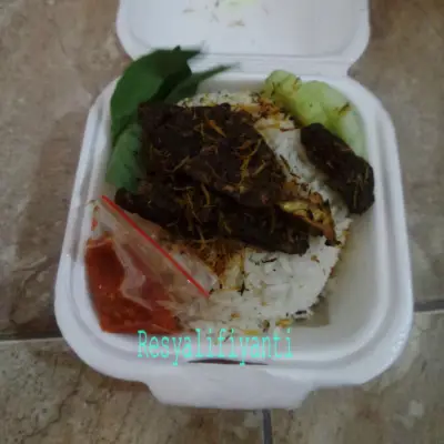 Nasi Babat & Ceker Pedas Maiyah