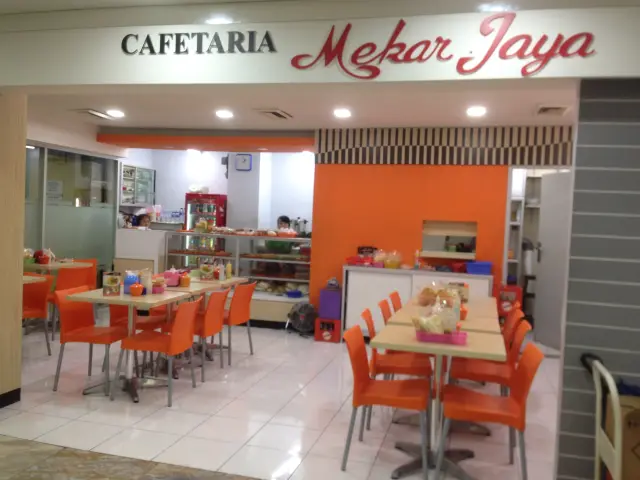 Gambar Makanan Cafetaria Mekar Jaya 3