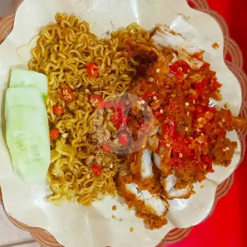 Gambar Makanan Ayam Goreng Ternate, Pademangan 5