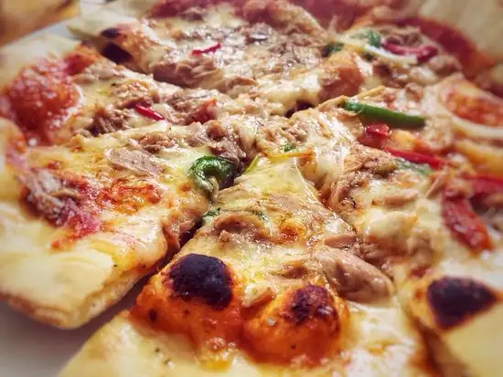 Gambar Makanan Pizza Purissimo 2