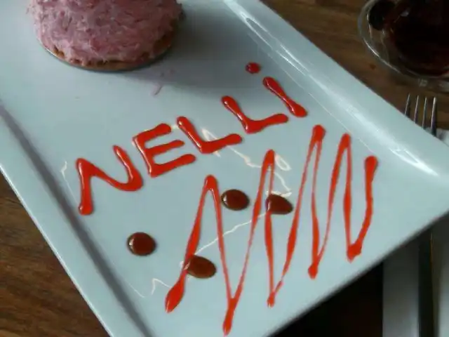 Nelli Cafe & Restaurant'nin yemek ve ambiyans fotoğrafları 2
