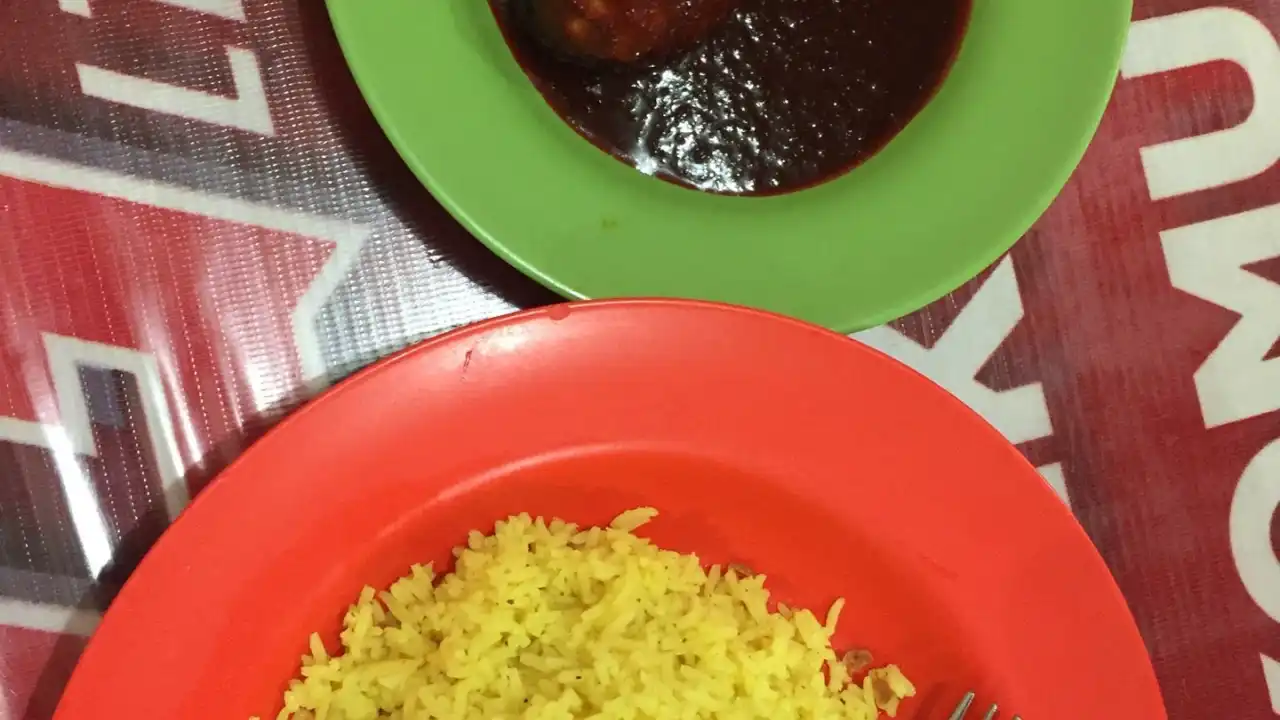 Warung Nasi Kuning "Rahmat"