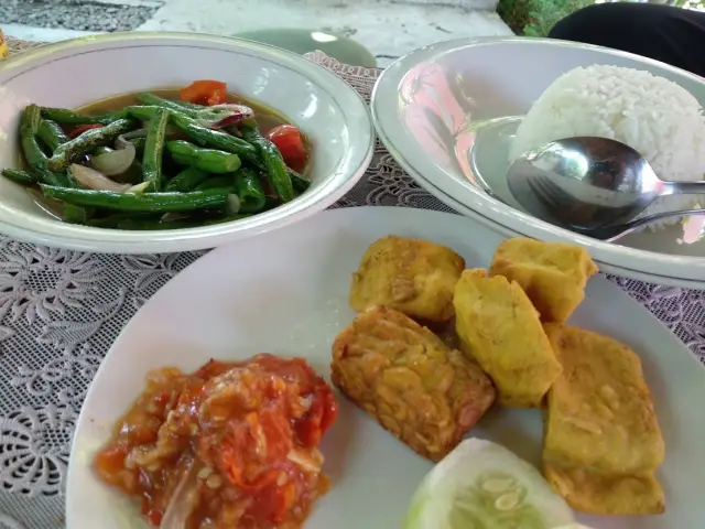 Gambar Makanan Warung Verte 25