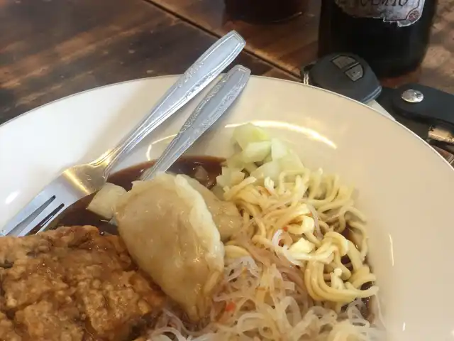 Gambar Makanan Pempek Ny. Kamto 6