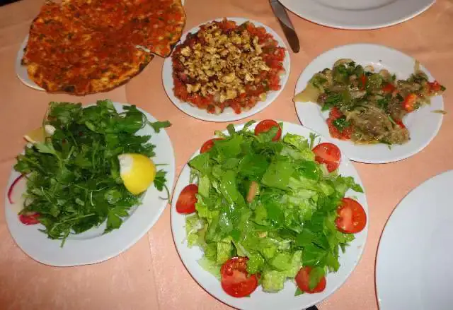 Adana Dostlar Kebapçısı'nin yemek ve ambiyans fotoğrafları 33