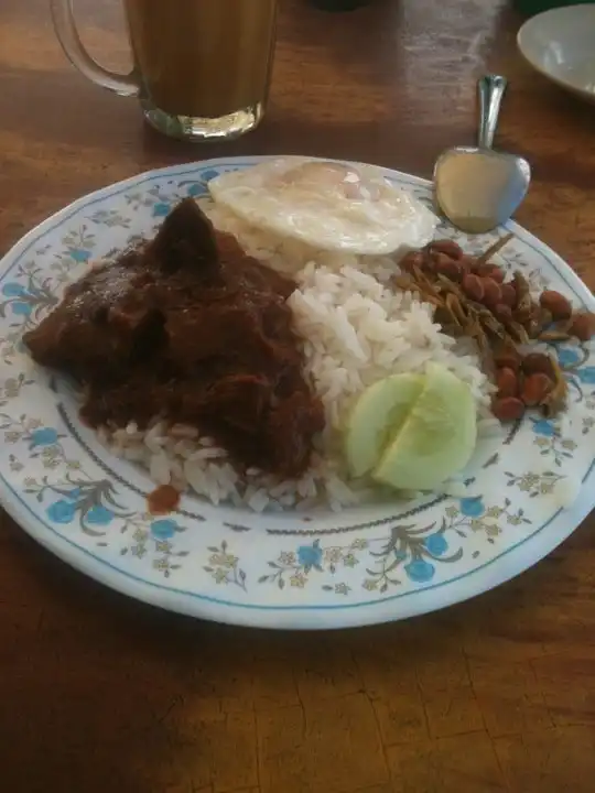 Nasi Lemak Bersinar Food Photo 2