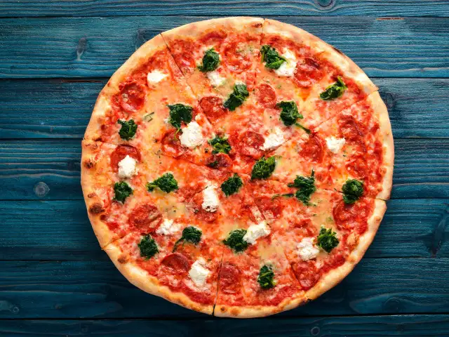 Pizza Nova'nin yemek ve ambiyans fotoğrafları 1