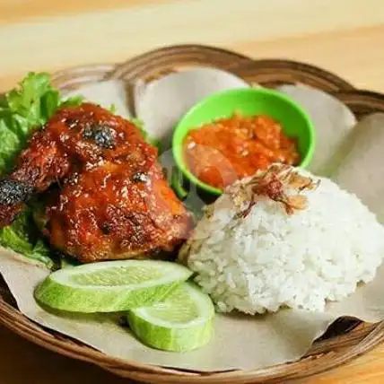 Gambar Makanan AYAM BAKAR LEMBONG 3