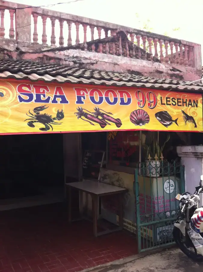 Seafood 99 Lesehan