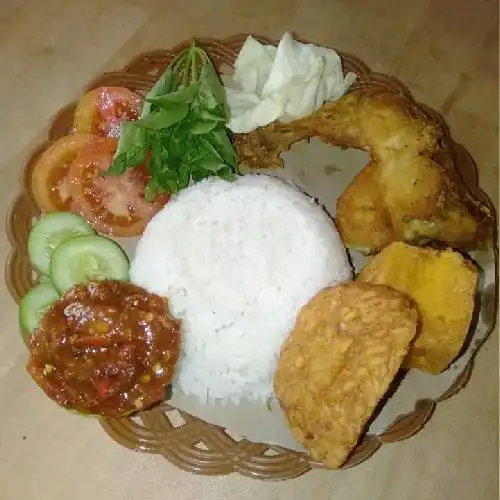 Gambar Makanan PECEL LELE MPO EMAH 4