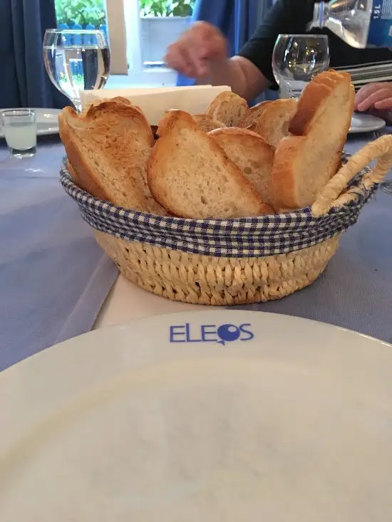 Eleos'nin yemek ve ambiyans fotoğrafları 67