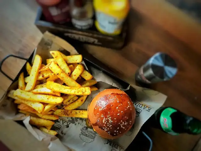 Mag Burger'nin yemek ve ambiyans fotoğrafları 1