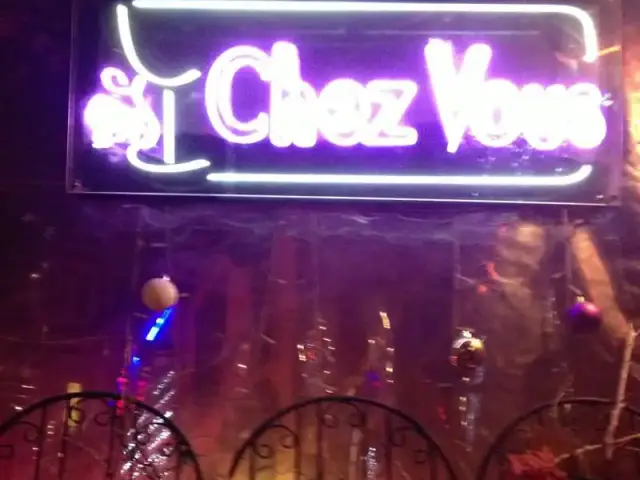 Chez Vous Wine Cafe'nin yemek ve ambiyans fotoğrafları 12