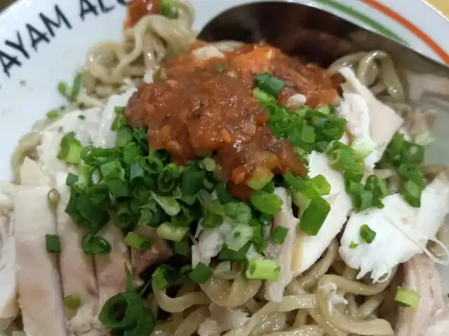 Gambar Makanan Bakmi Ayam Alok 4