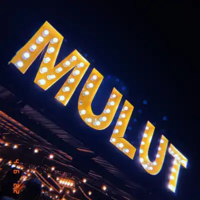 Mulut Cafe & Dessert
