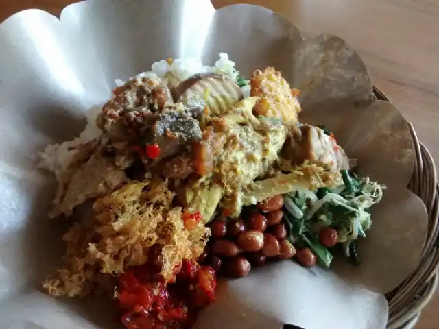 Gambar Makanan Warung Nasi Ayam Bu Sri Masakan Khas Bali 15