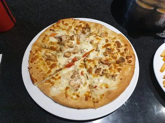 Gambar Makanan Salato Pizzeria Legian 11