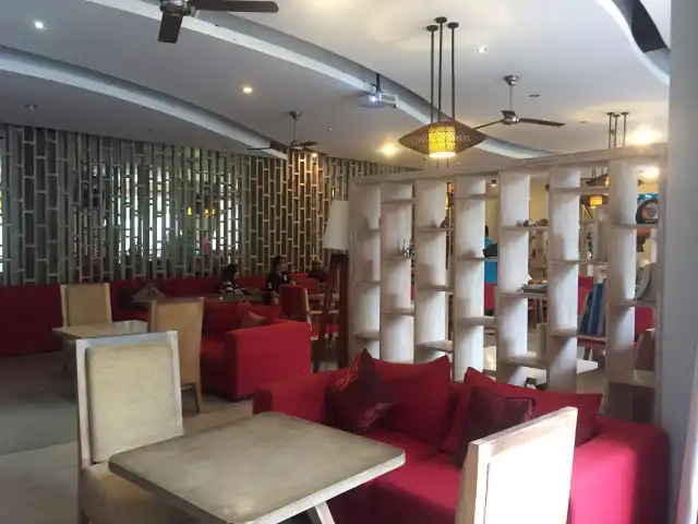 Gambar Makanan Ayucious Resto and Lounge 7