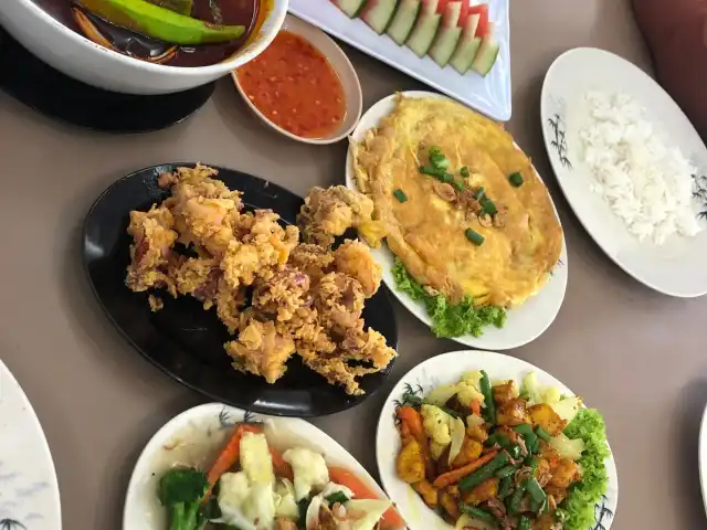 Pen Mutiara Curry House Food Photo 2