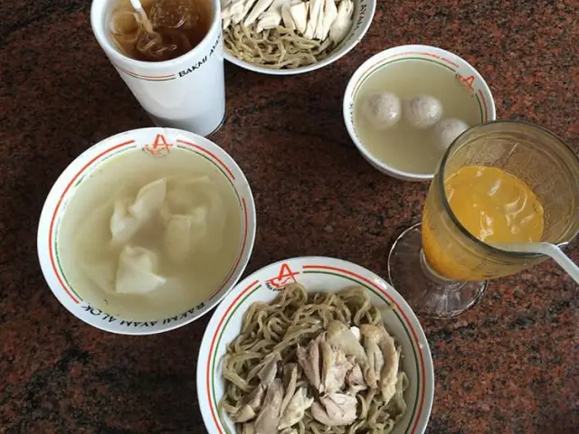 Gambar Makanan Bakmi Ayam Alok 10