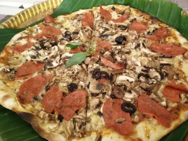 Gambar Makanan LaCroazia Pizza Bakar 2
