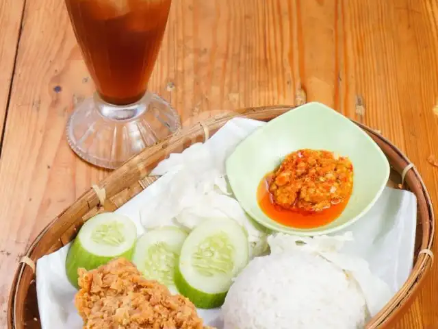 Gambar Makanan Ayam Geprek Petukangan, Larangan 8