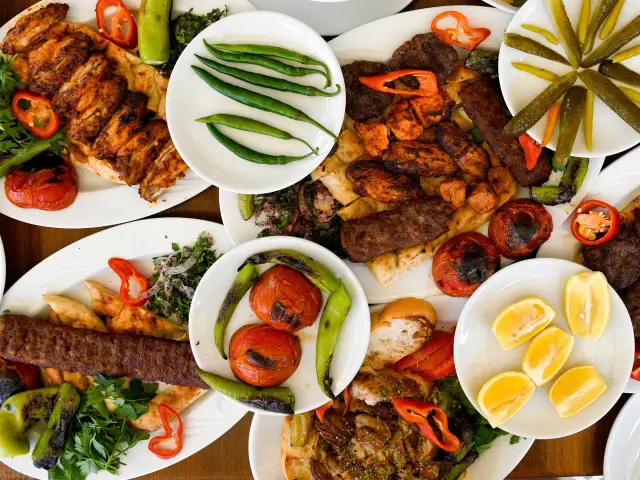 Kebapçı Murat Lahmacun & Beyran'nin yemek ve ambiyans fotoğrafları 1