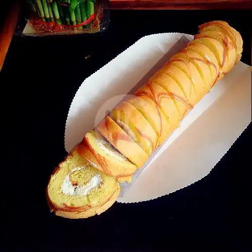 Gambar Makanan Lilys Roll Cake, Citra Garden 1 3