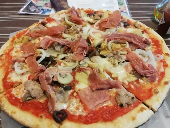 La Bella Pizza Mactan Food Photo 7