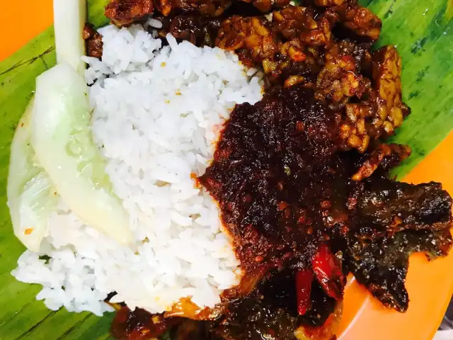 Kembara Corner Nasi Lemak Daun Pisang Food Photo 16