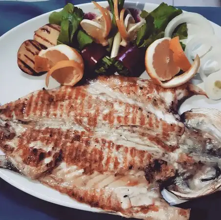 Diamond Marina Restaurant'nin yemek ve ambiyans fotoğrafları 3