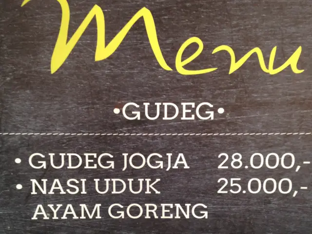 Gambar Makanan Gudeg Gaya Tri 1