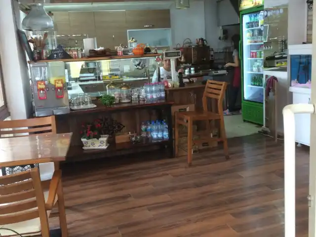 Cafe Turkuaz Göçmen Börekçisi'nin yemek ve ambiyans fotoğrafları 9