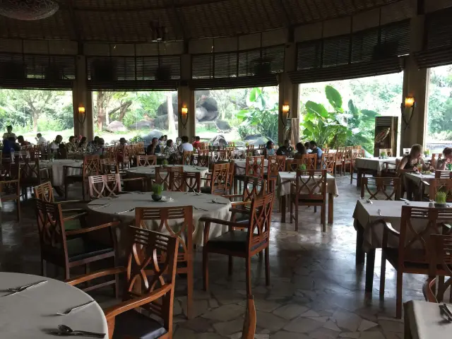 Gambar Makanan Tsavo Lion Restaurant - Bali Safari Marine Park 7