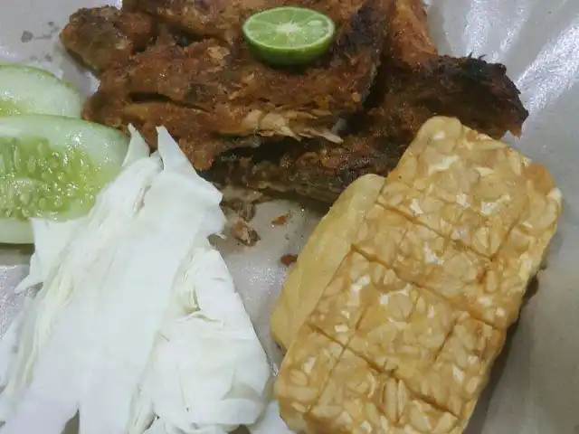 Gambar Makanan Ayam Bakar Taliwang Dokey 11