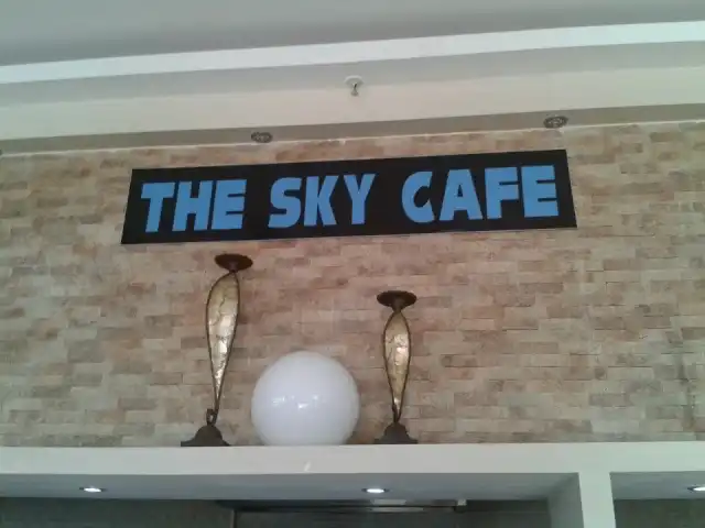 The Sky Cafe'nin yemek ve ambiyans fotoğrafları 5