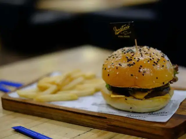 Gambar Makanan Justus Burger and Steak 10