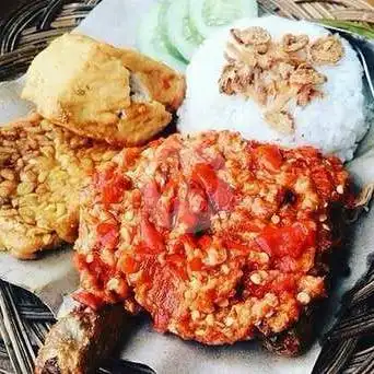 Gambar Makanan BEBEK AYAM SAMBAL JINGKRAK 17