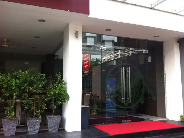 Gambar Makanan Lim Bistro - Feodora Hotel 6