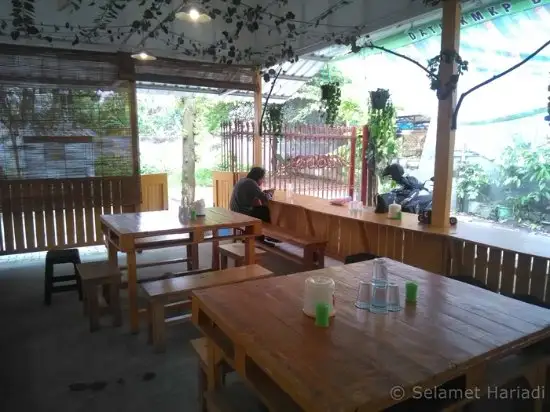 Gambar Makanan Warung S Three 10