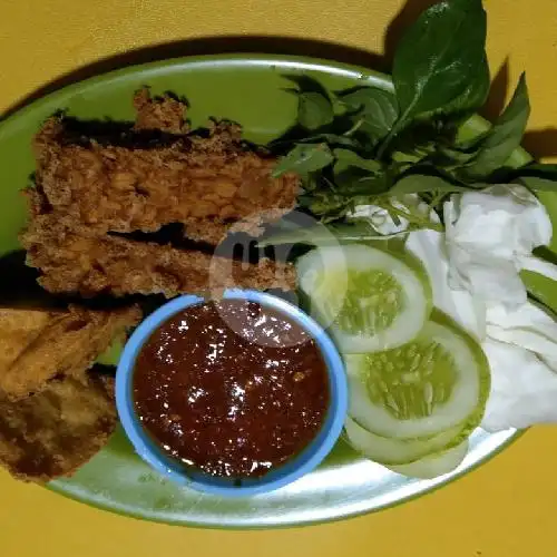 Gambar Makanan Pecel Ayam & Lele Seafood Puri Arraya 1, Komplek Ruko Perum Puri Araya 15