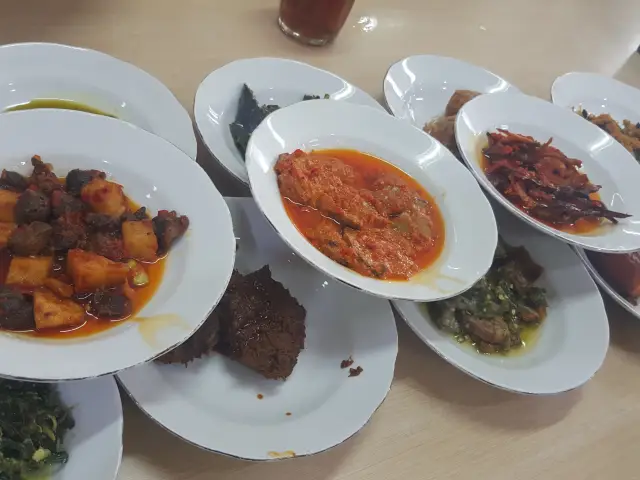 Gambar Makanan Restoran Sederhana SA 7