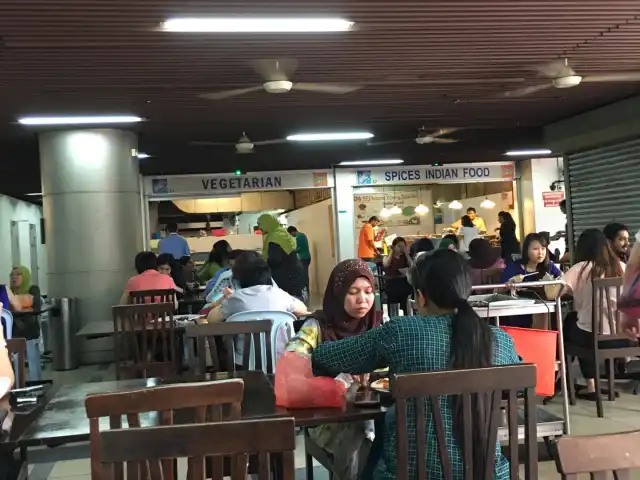 Hong Leong Bank Food Court Food Photo 3