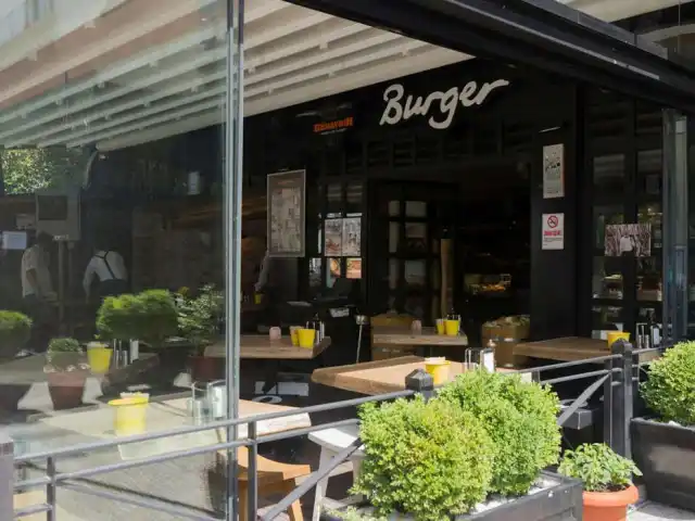 Günaydın Burger'nin yemek ve ambiyans fotoğrafları 6