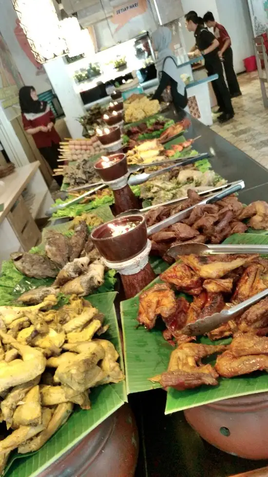 Gambar Makanan Warung Nasi Ampera 15