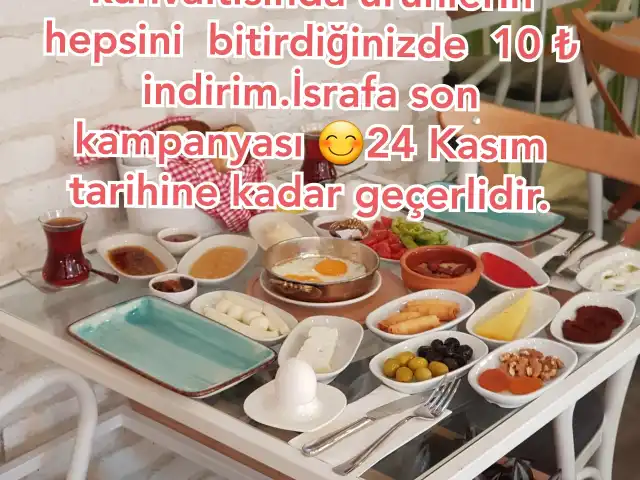 Cumhuriyet Kahvaltı & Cafe'nin yemek ve ambiyans fotoğrafları 16