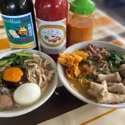 MANG UDIN BAKSO DAN MIE PANGSIT