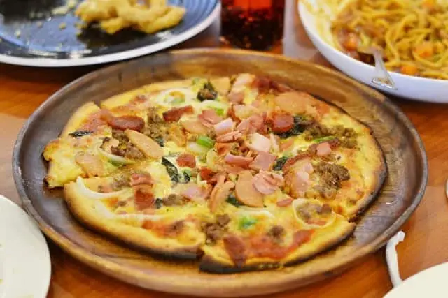 Mad For Pizza Food Photo 6